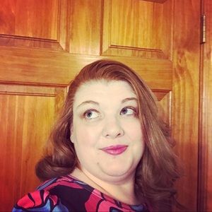 Meet your Posher, Carrie